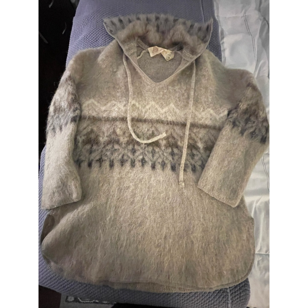 Vintage Alafoss Icewool Icelandic Wool Sweater Pullover V-Neck Collar Size M